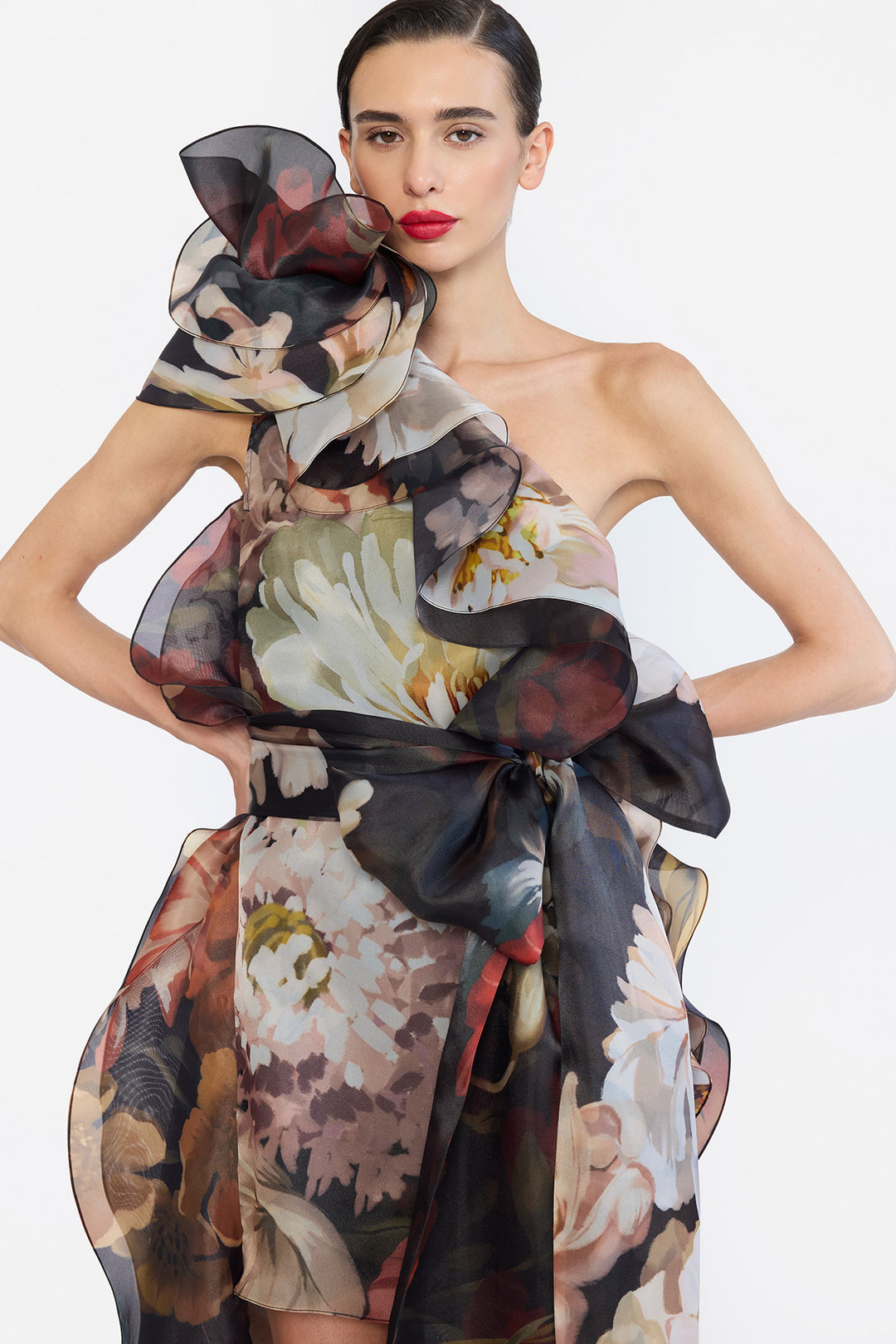 ONE SHOULLDER SHIFT DRESS WITH FLOWER