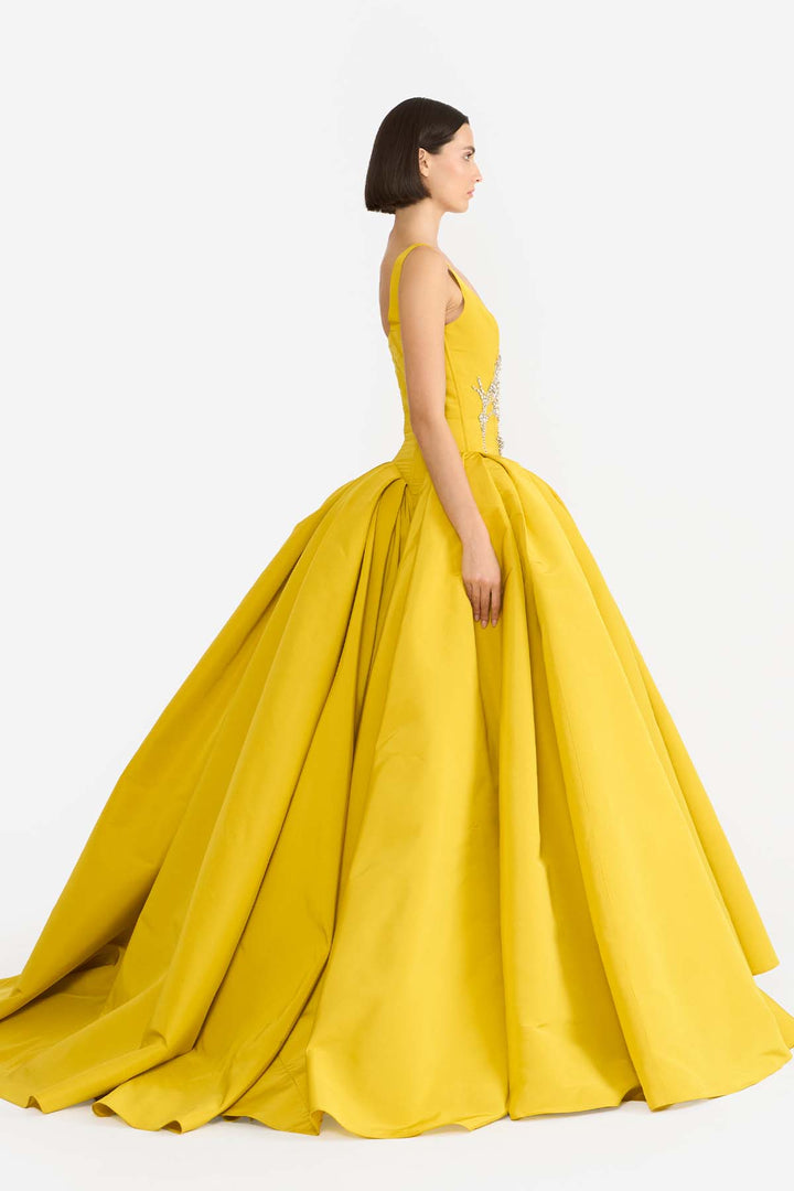 SCALLOP WAISTED SCOOP NECK GOWN