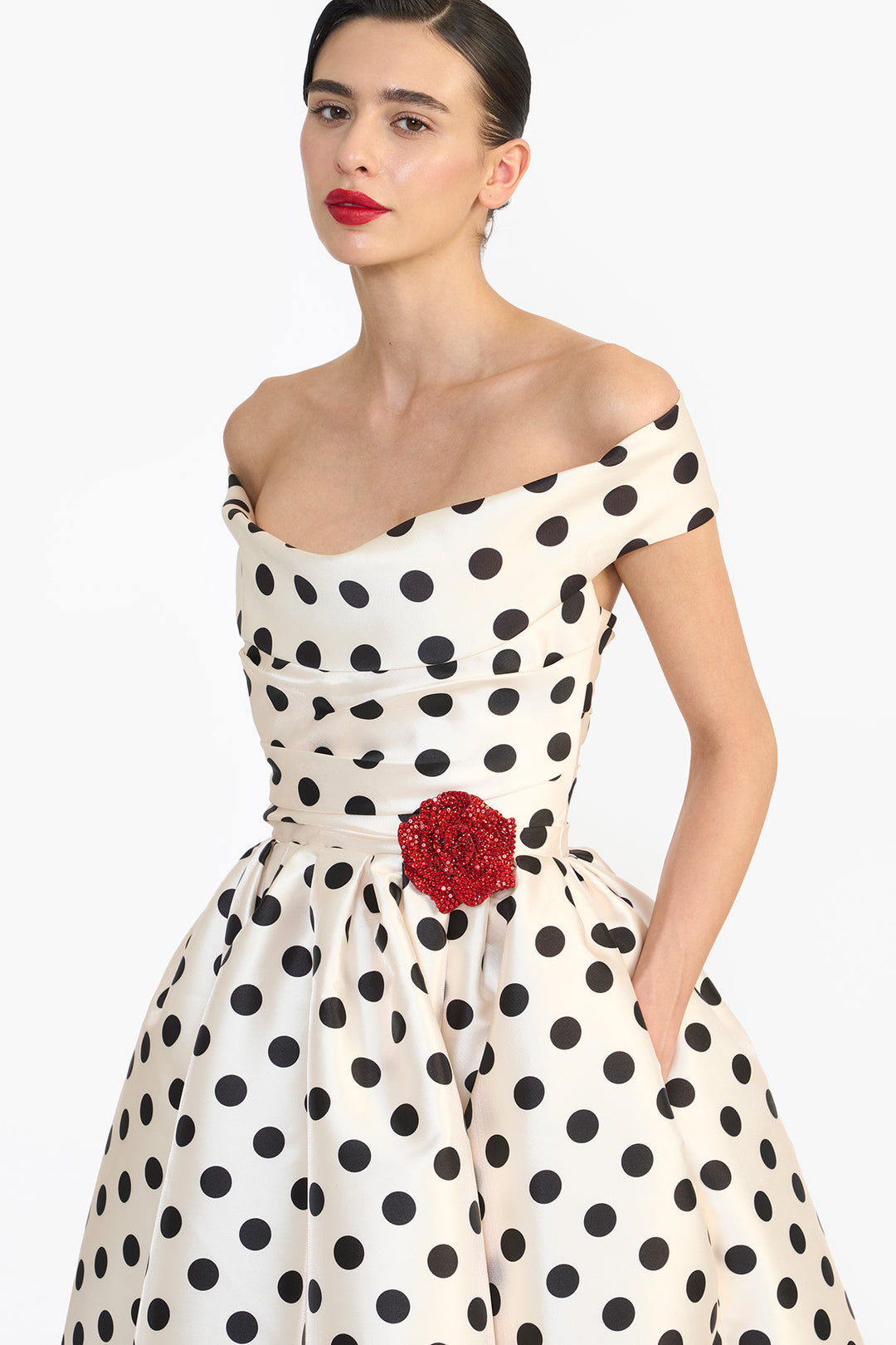 OFF SHOULDER MIDI