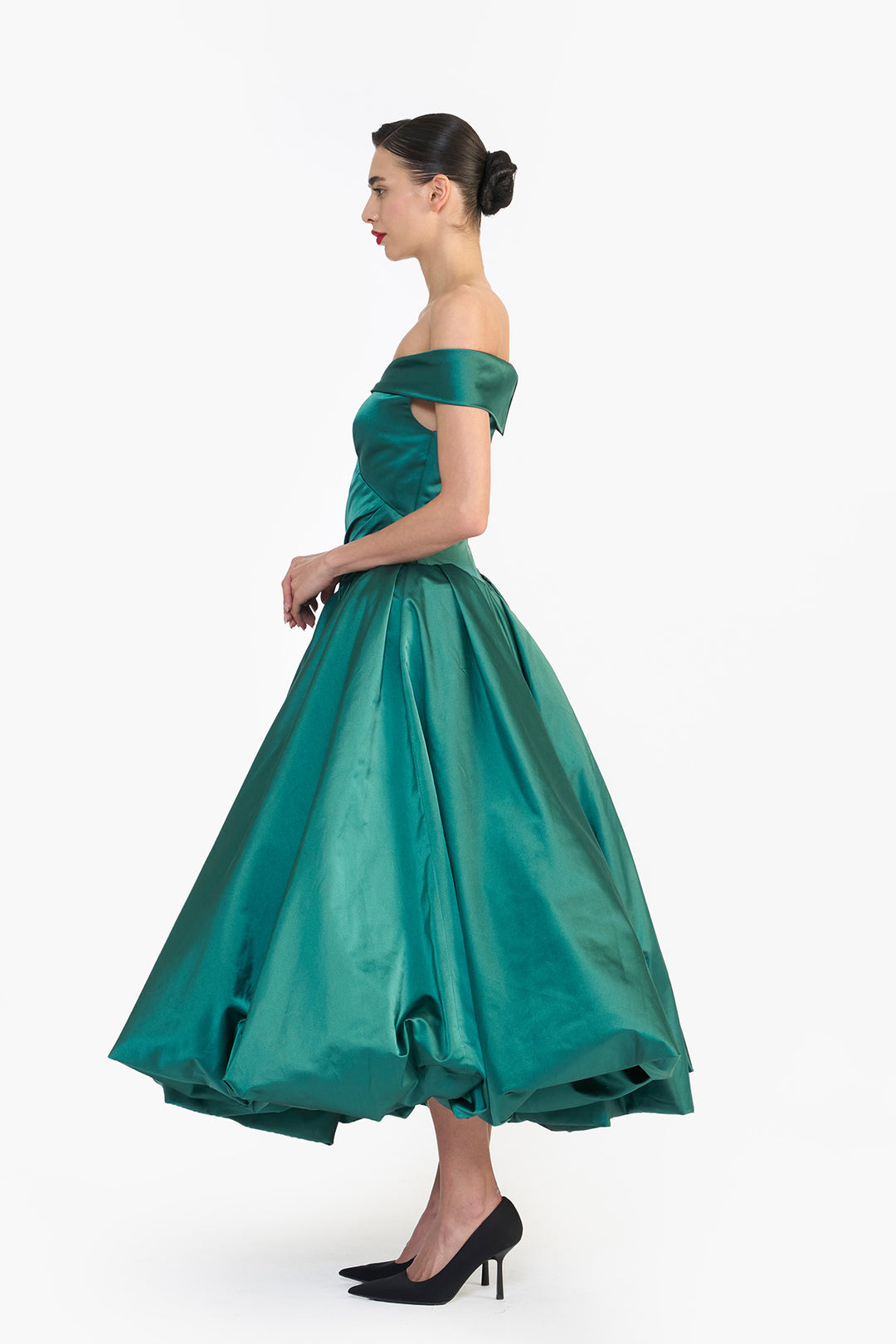 OFF SHOULDER DRAPED BALLOON MIDI