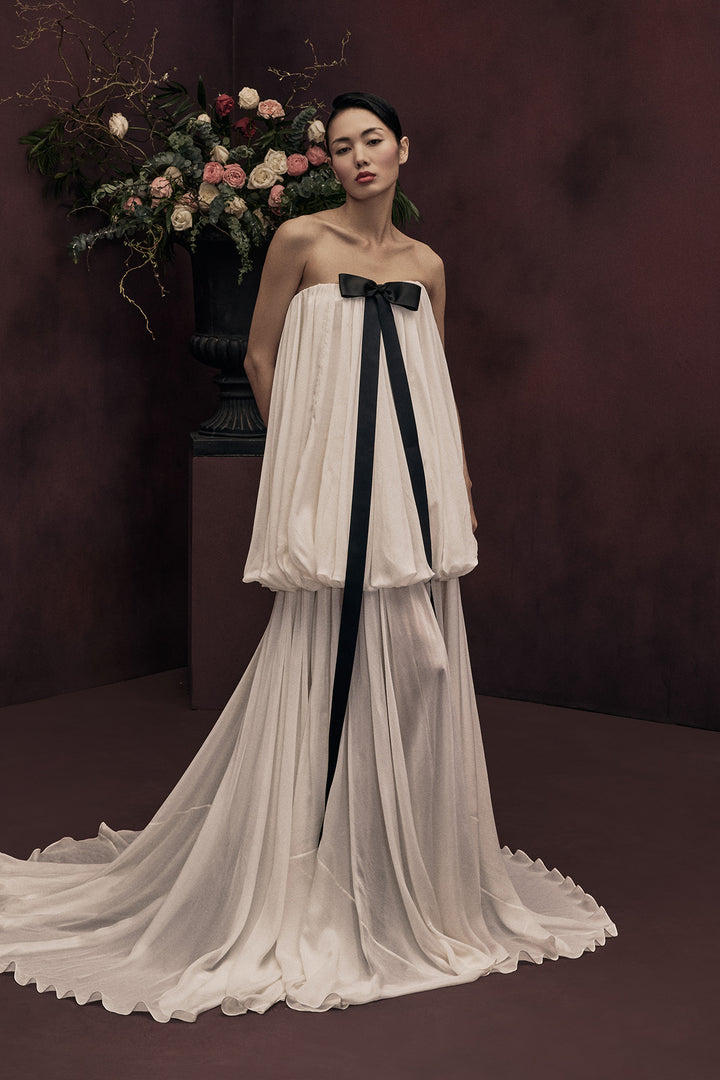 STRAPLESS BALLOON  GOWN