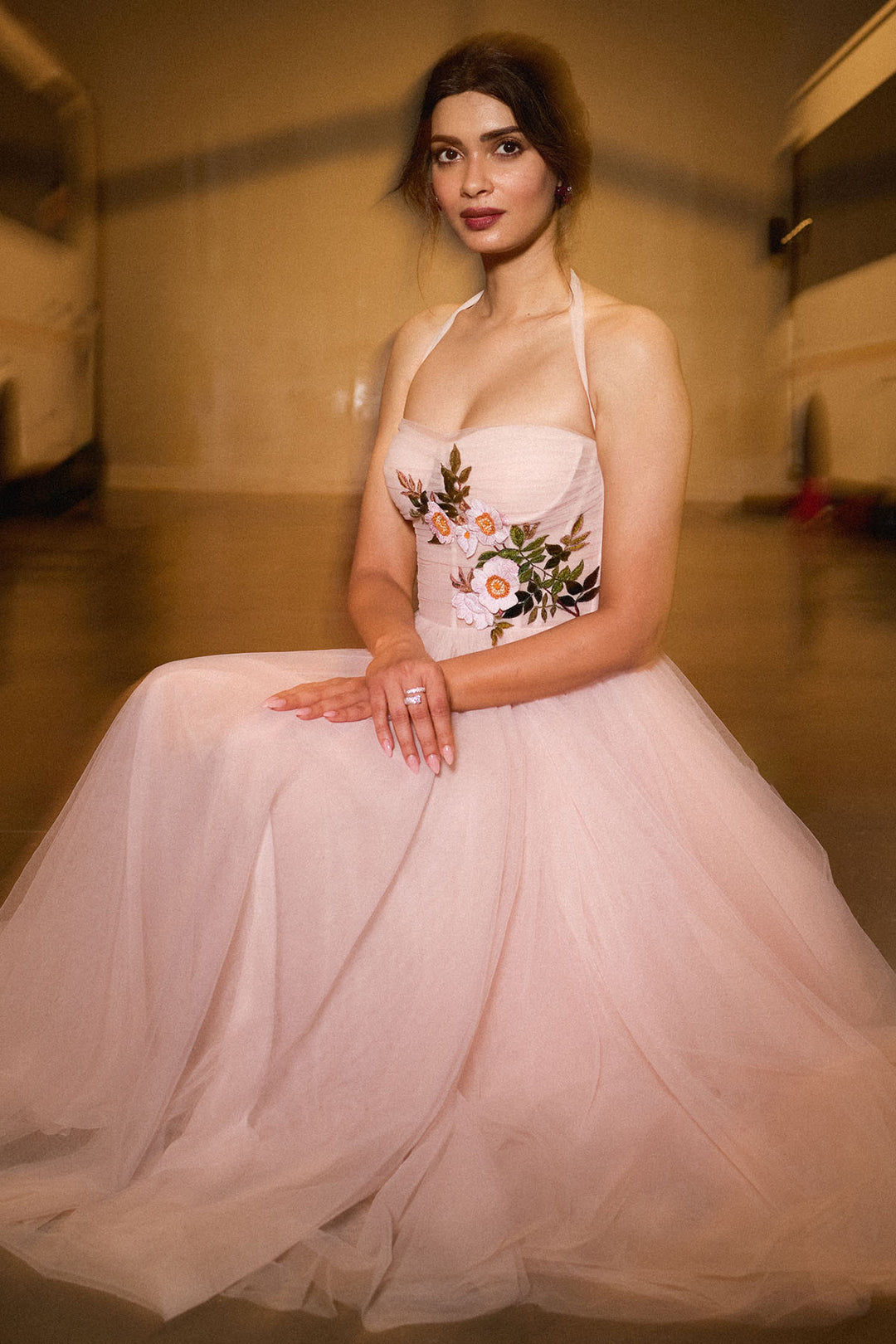 Halter neck corsetted midi