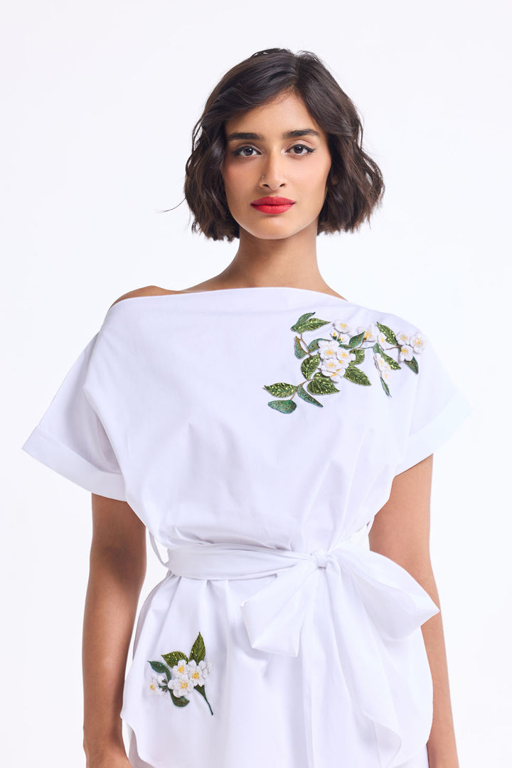 BOAT NECK TOP WITH STRAIGHT FIT PANT