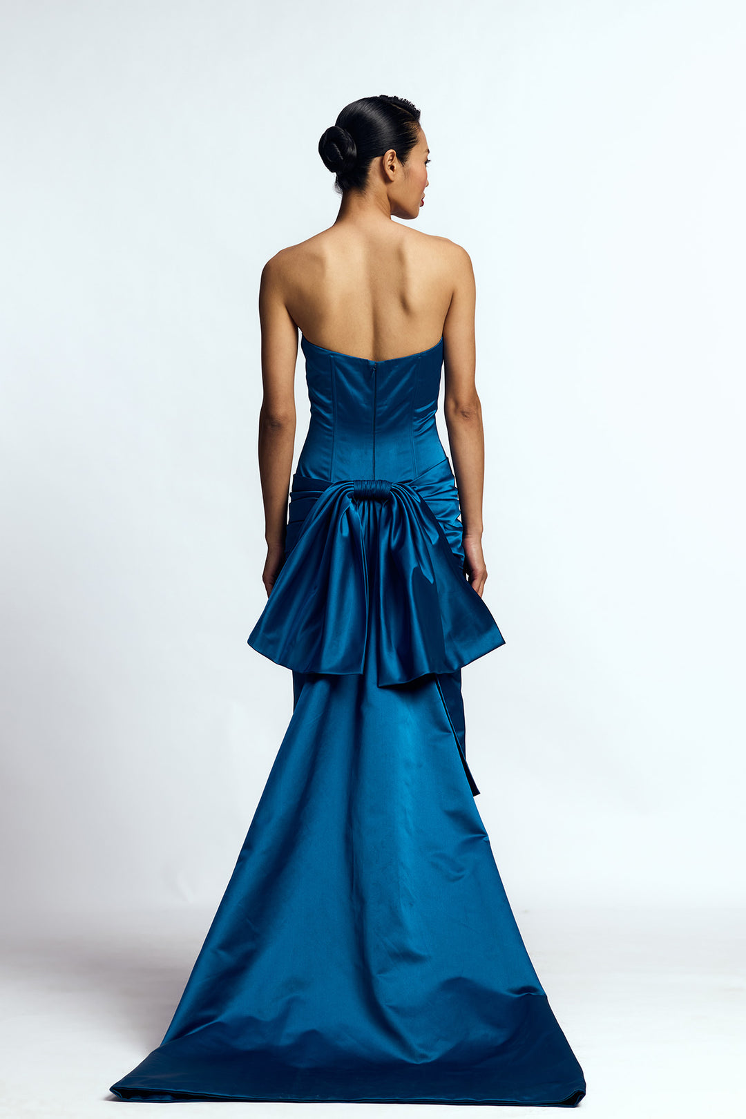 STRUCTURED DRAPED COLUMN GOWN