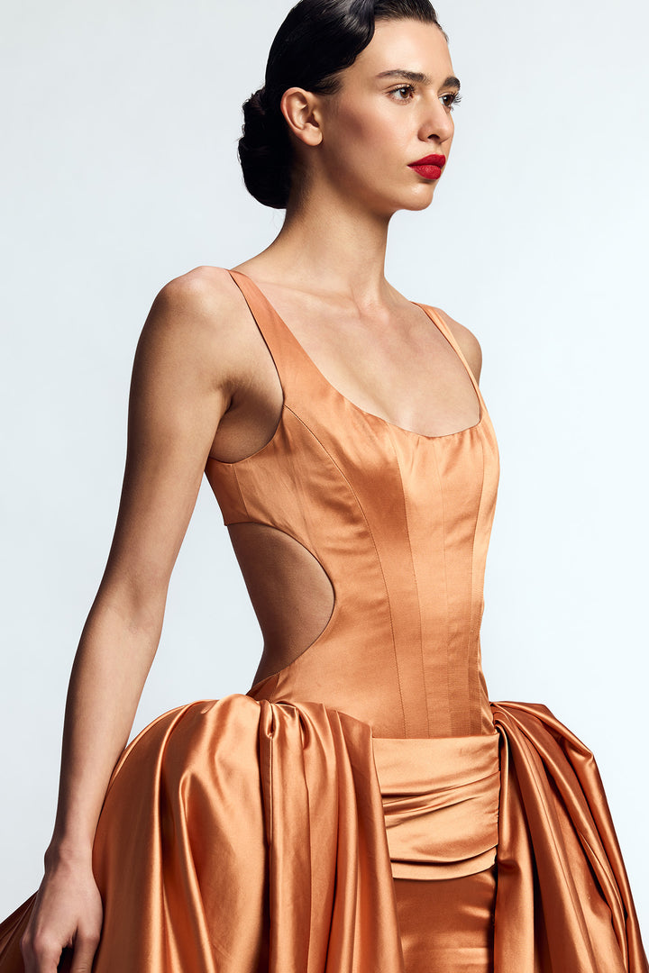 STRUCTURED COLUMN GOWN