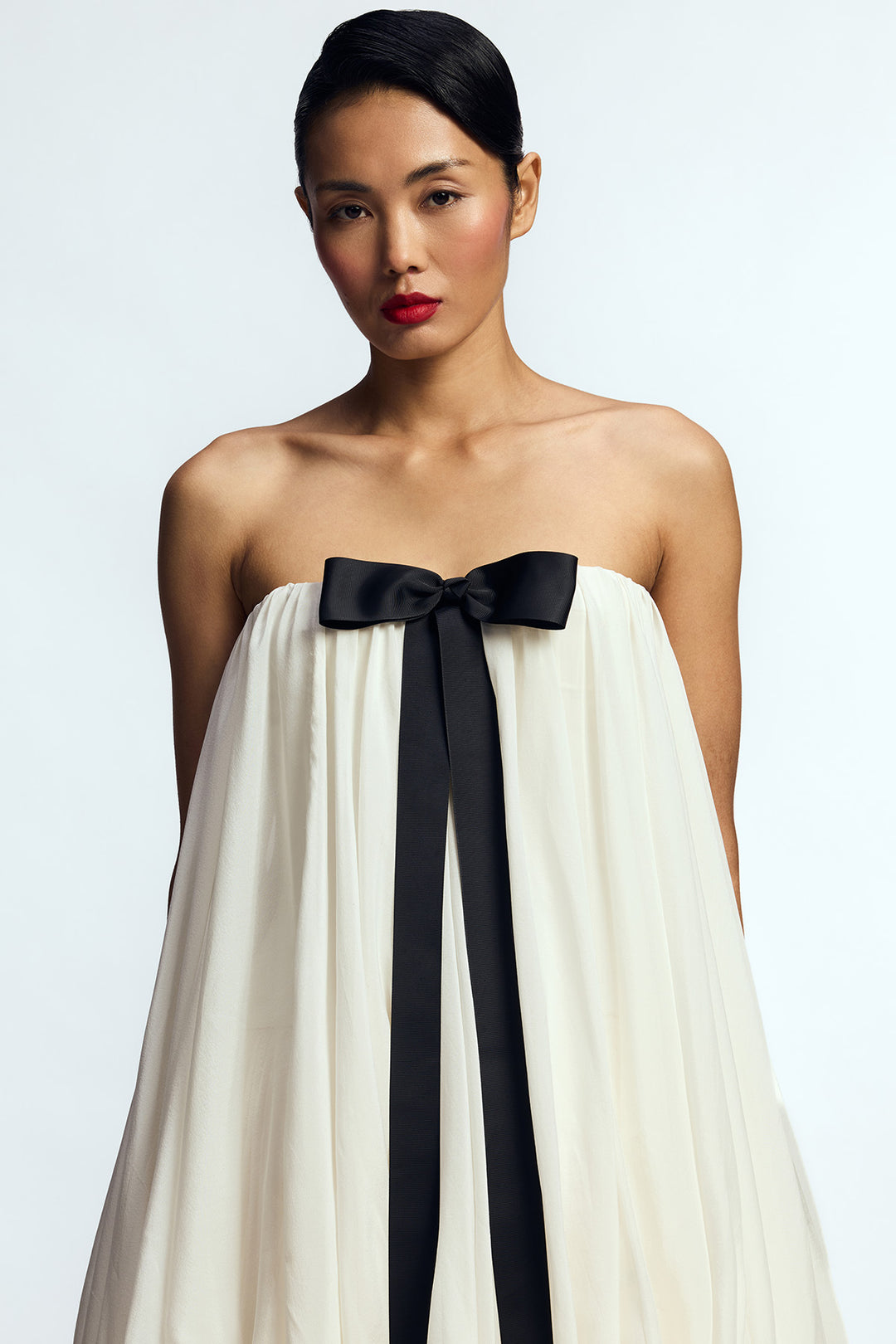 STRAPLESS BALLOON  GOWN