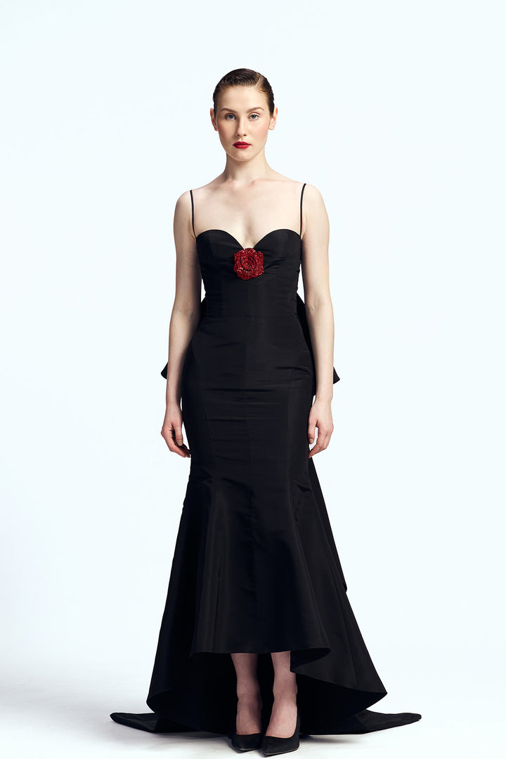 PLUNGING V NECK GOWN