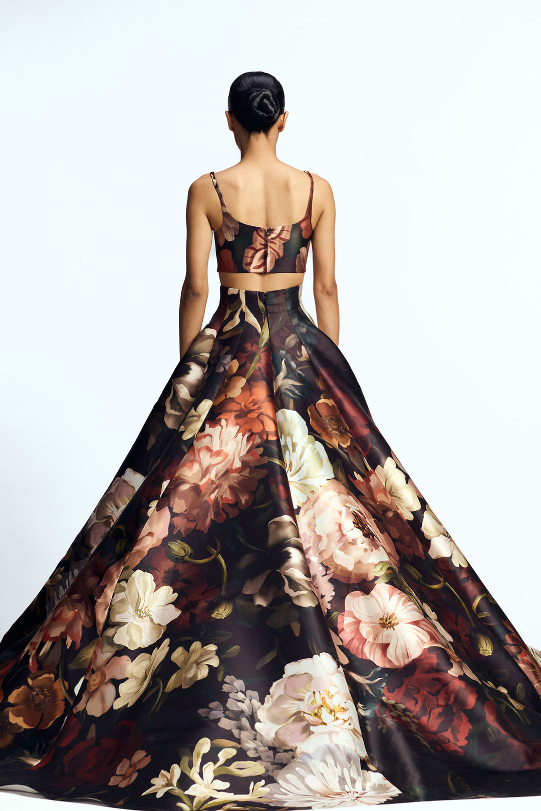 CROP TOP WITH VOLUMINOUS SKIRT