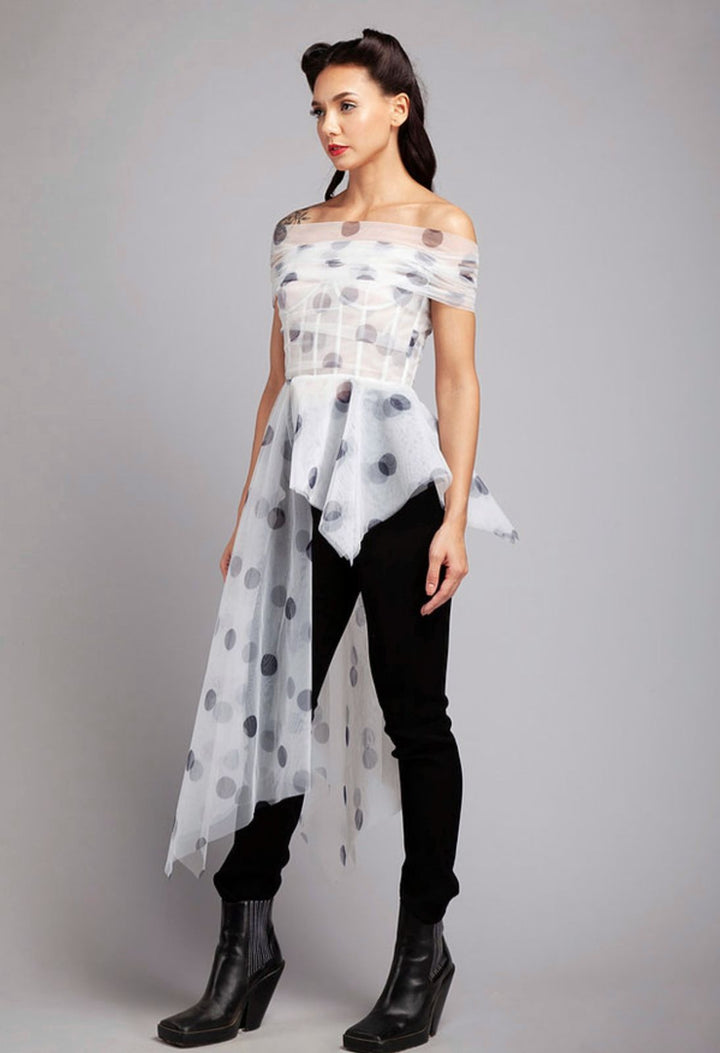 Side trail top with shoulder drape